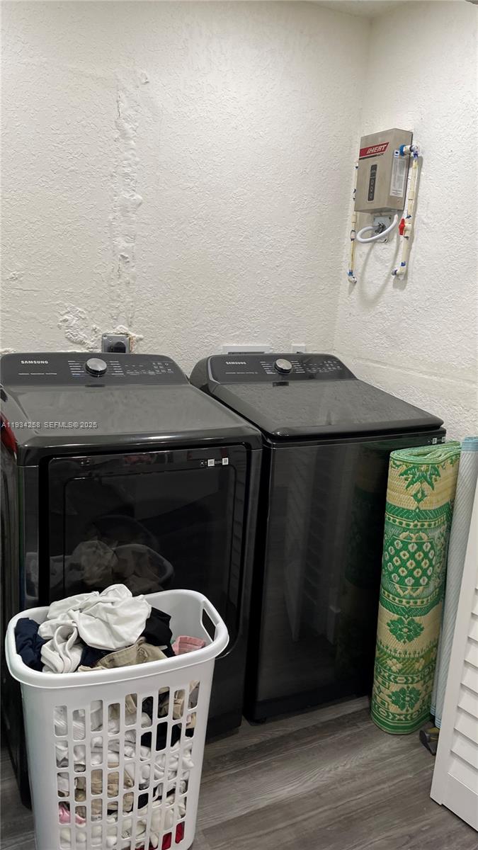 761 NW 183rd Dr Miami Gardens, FL 33169