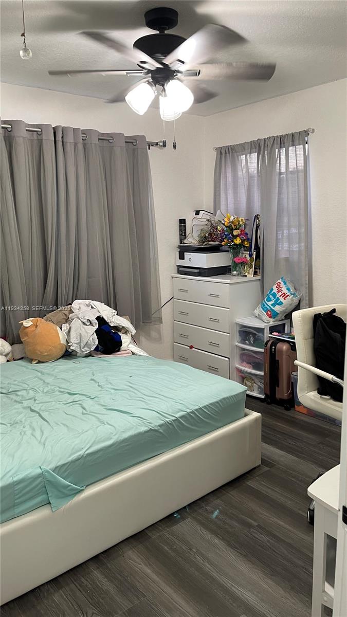 761 NW 183rd Dr Miami Gardens, FL 33169