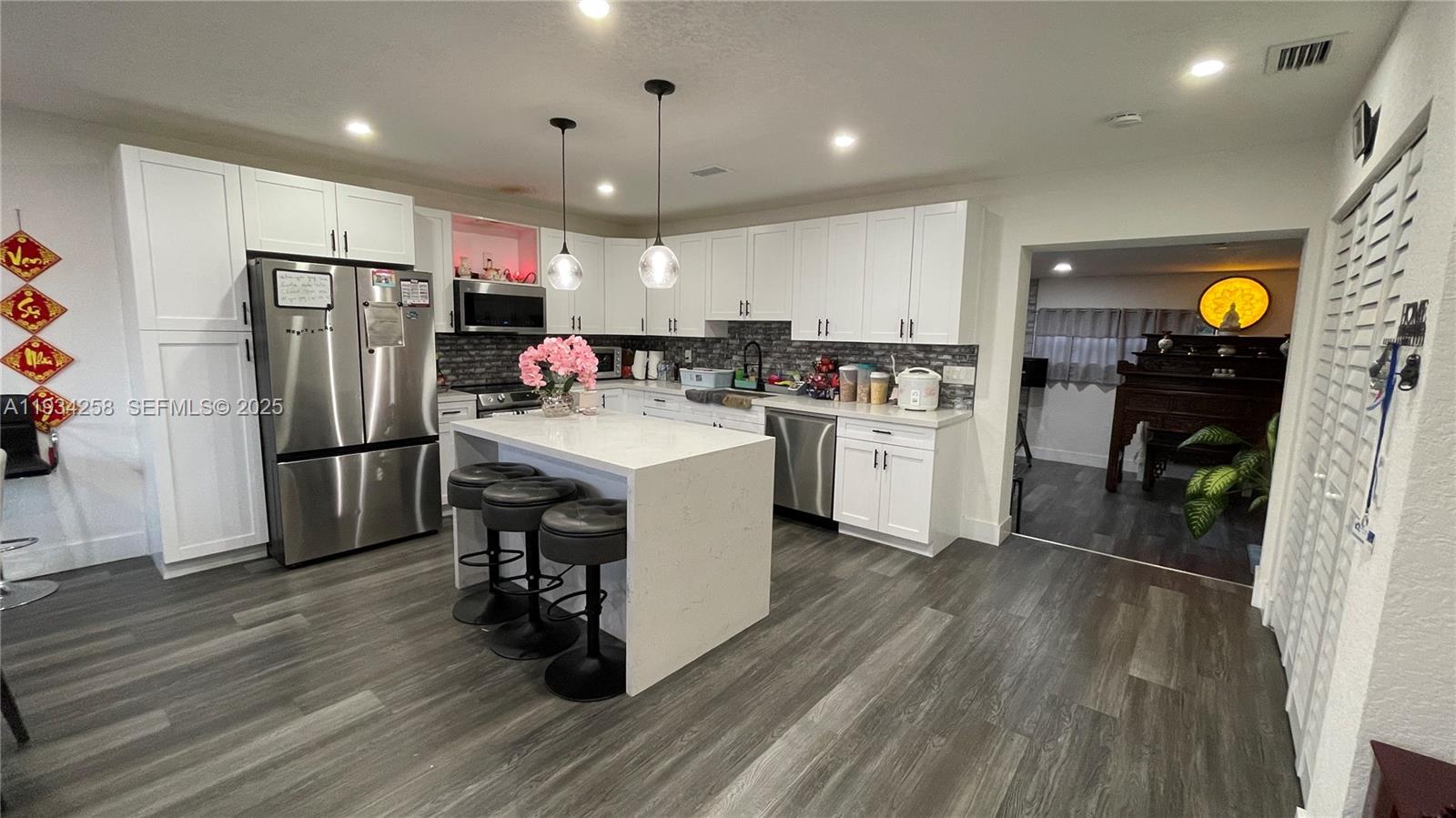 761 NW 183rd Dr Miami Gardens, FL 33169