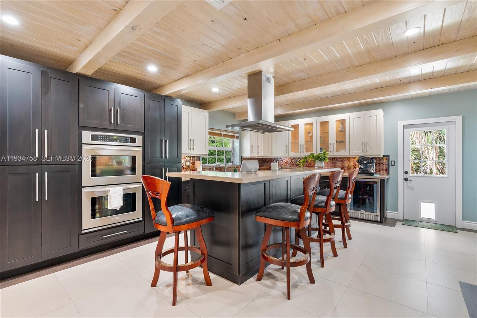 390 NE 103rd St Miami Shores, FL 33138