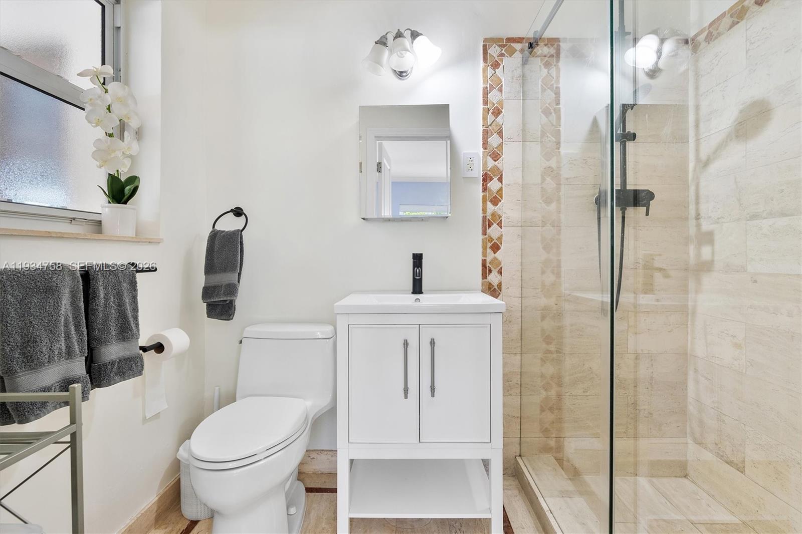 390 NE 103rd St Miami Shores, FL 33138