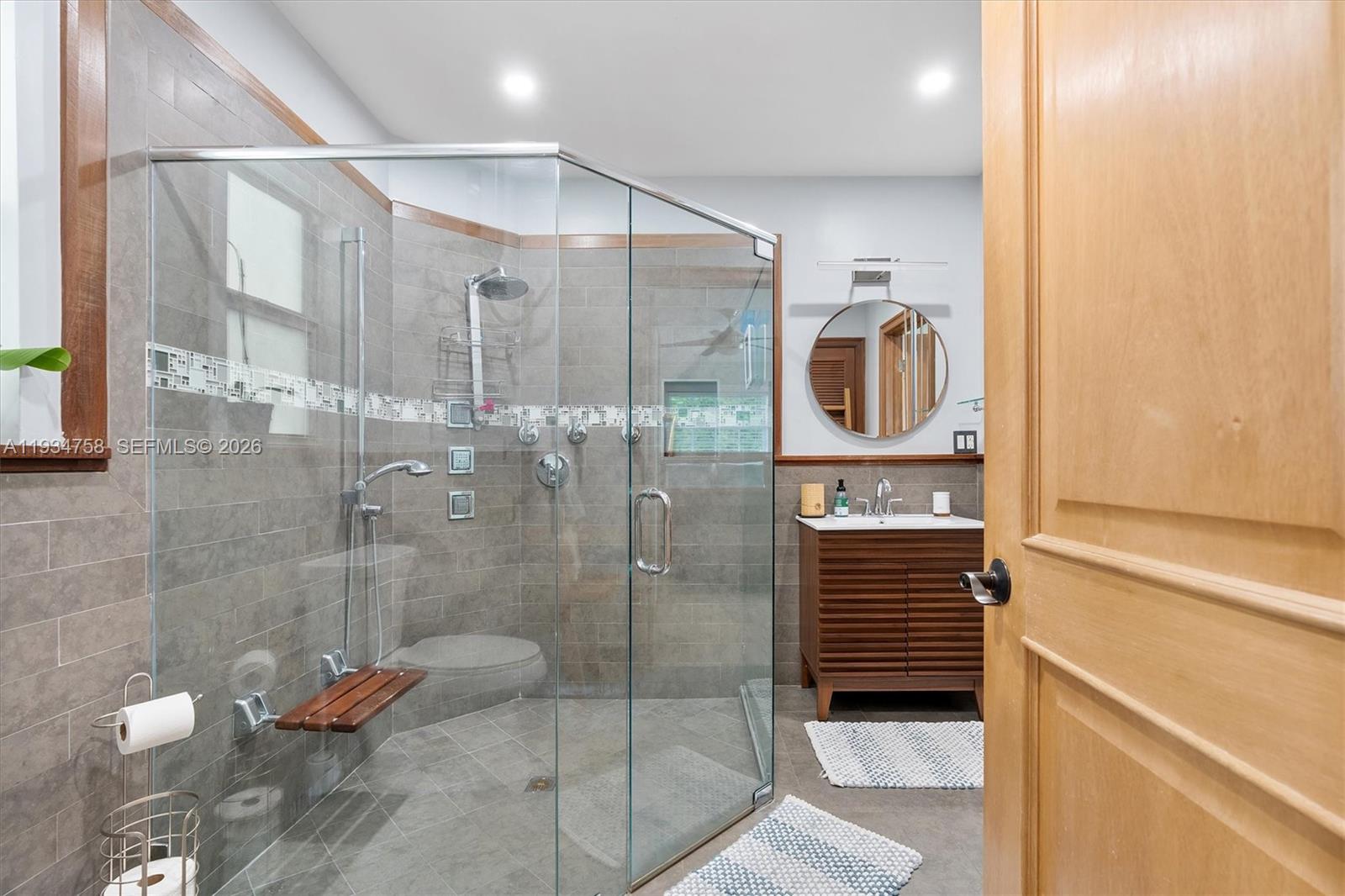 390 NE 103rd St Miami Shores, FL 33138