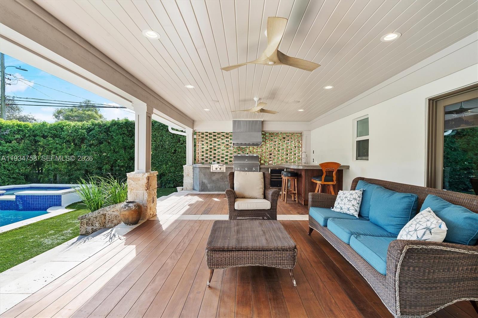 390 NE 103rd St Miami Shores, FL 33138