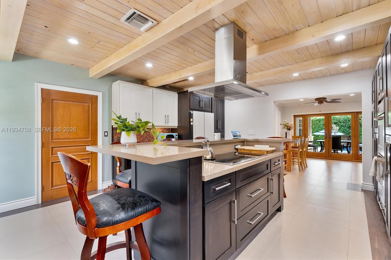 390 NE 103rd St Miami Shores, FL 33138