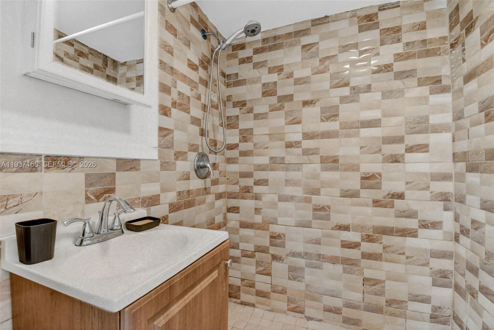 643 NE 130th St North Miami, FL 33161