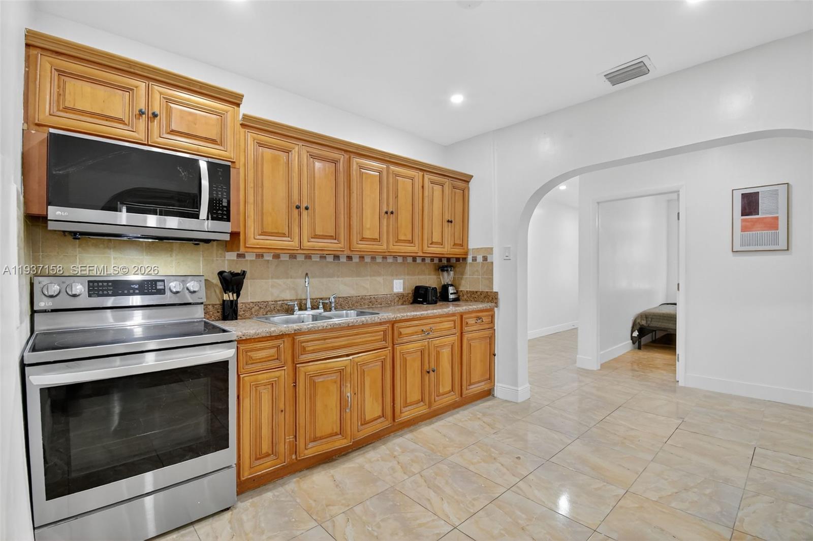 643 NE 130th St North Miami, FL 33161