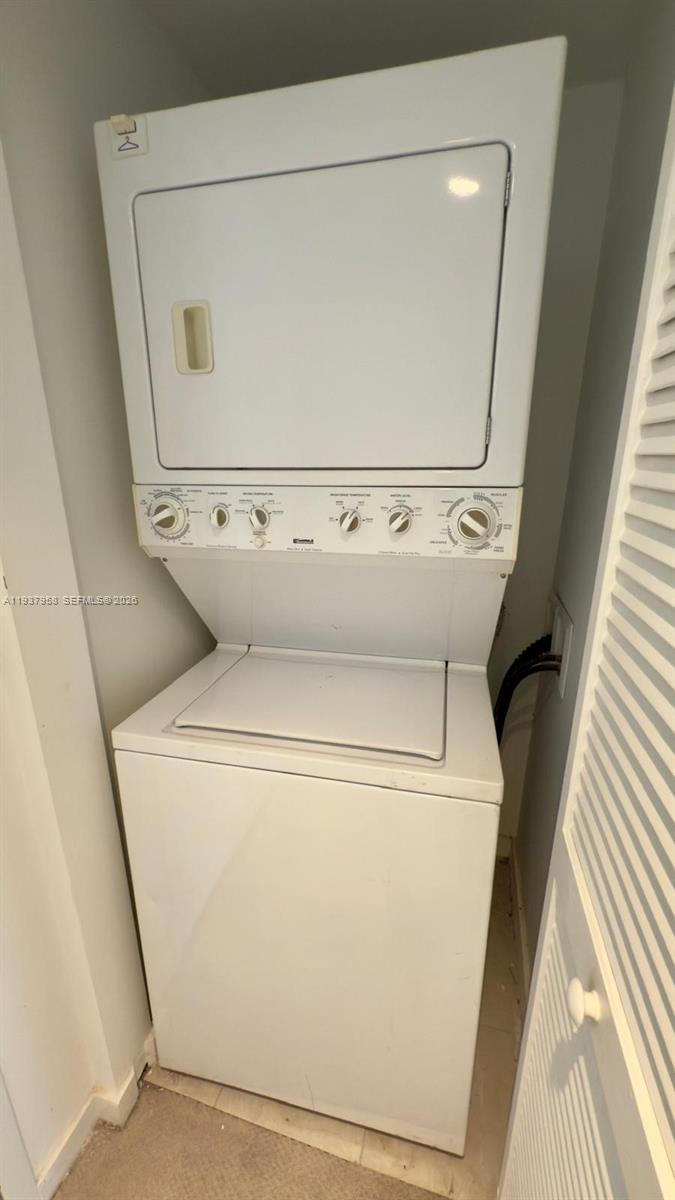 31 SE 6th St #503 Miami, FL 33131