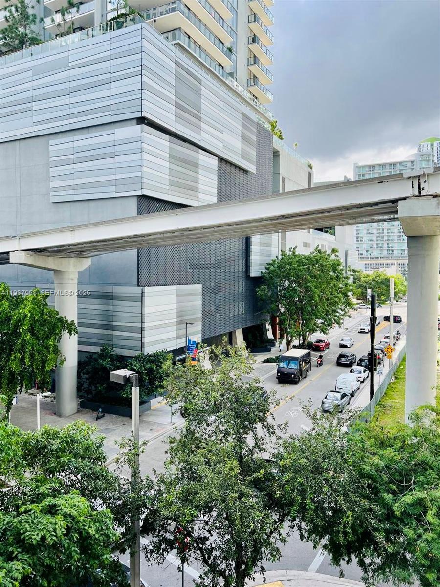 31 SE 6th St #503 Miami, FL 33131