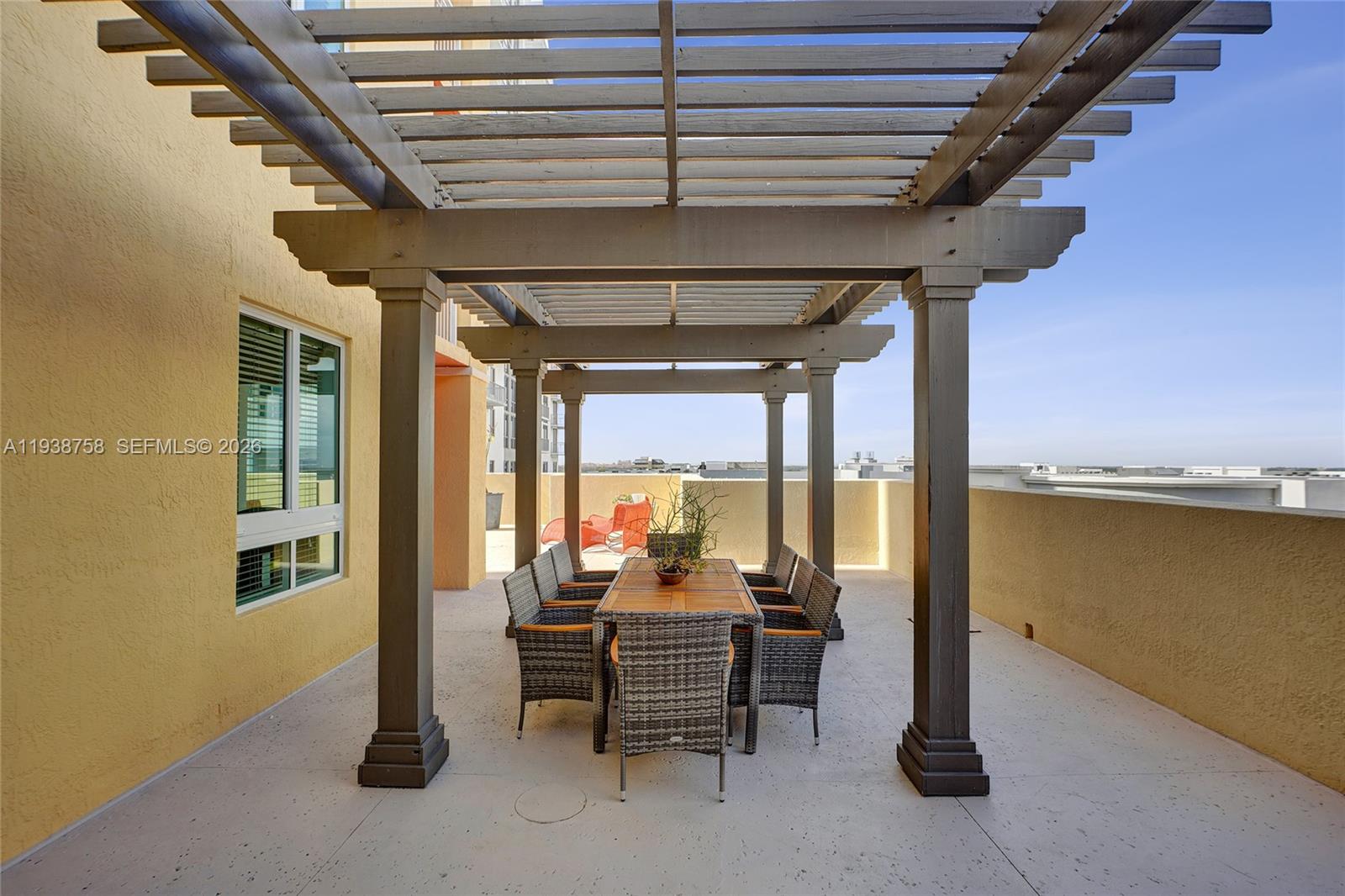 7350 SW 89th St #911S Miami, FL 33156