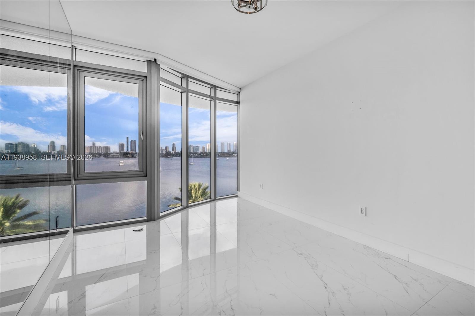 17111 Biscayne Blvd #411 North Miami Beach, FL 33160