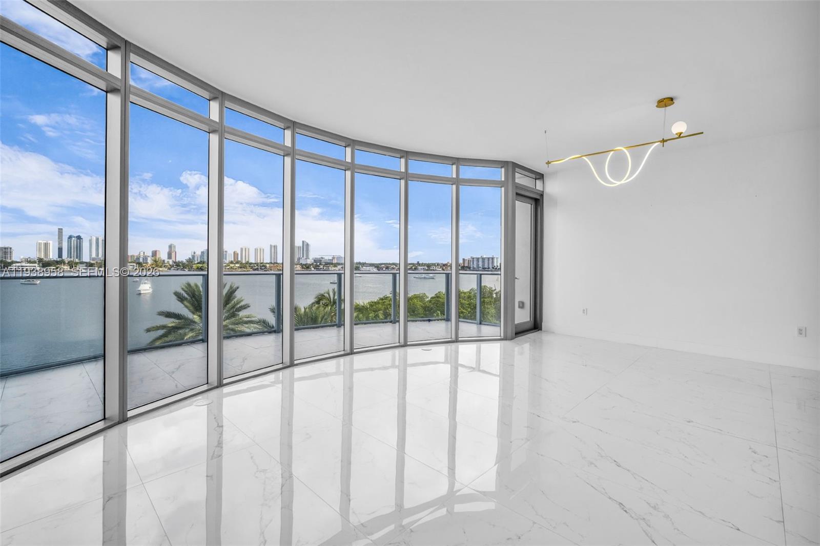 17111 Biscayne Blvd #411 North Miami Beach, FL 33160