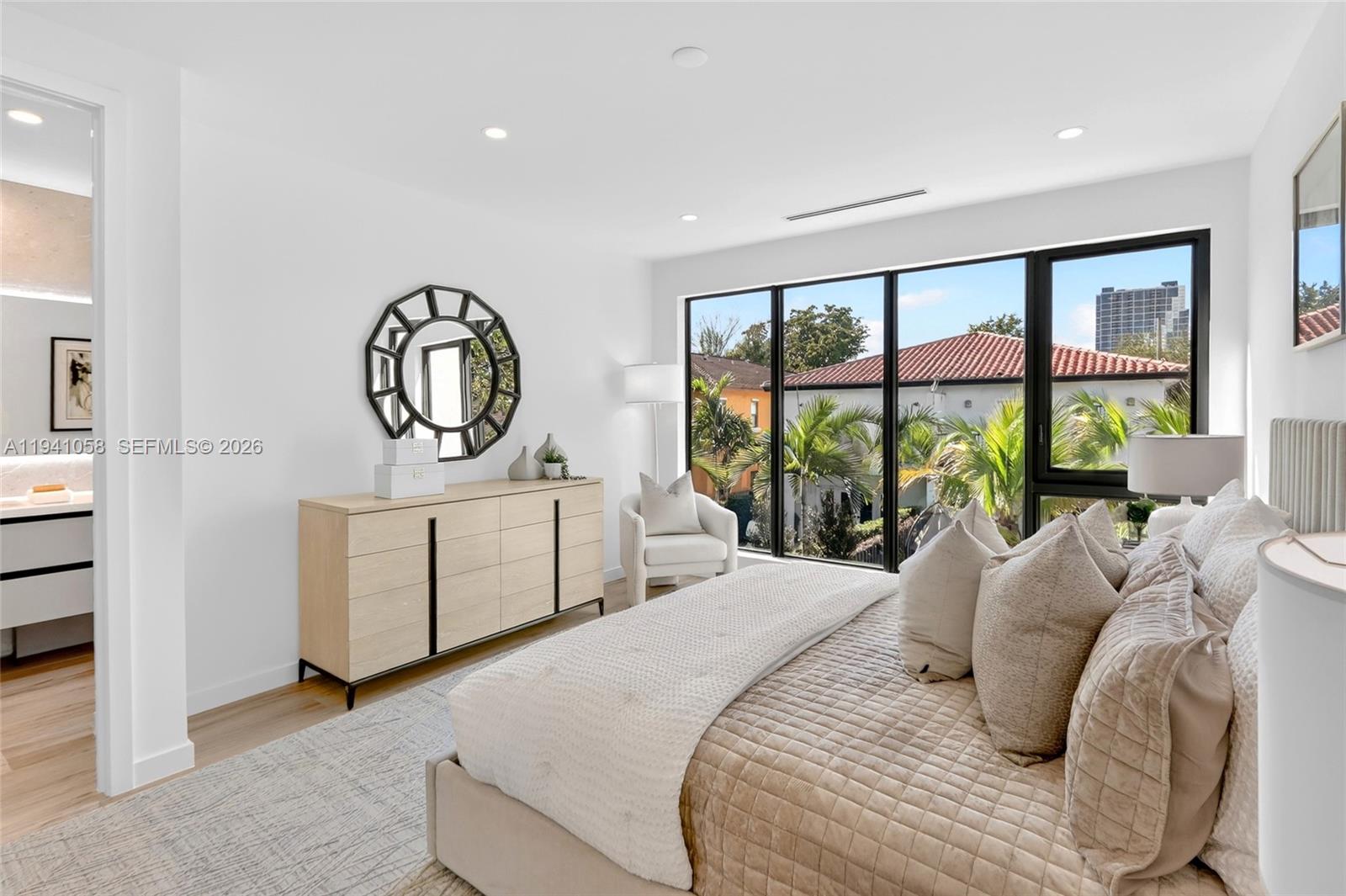 3084 Indiana St Miami, FL 33133