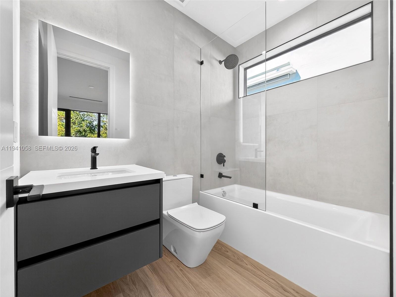 3084 Indiana St Miami, FL 33133