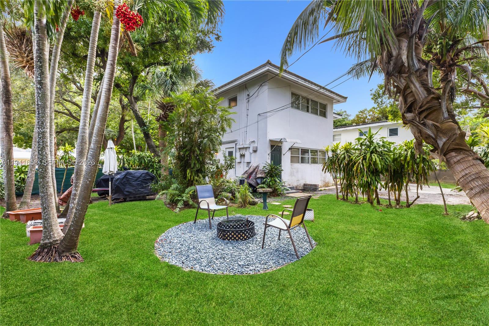 325 Bird Rd Coral Gables, FL 33146