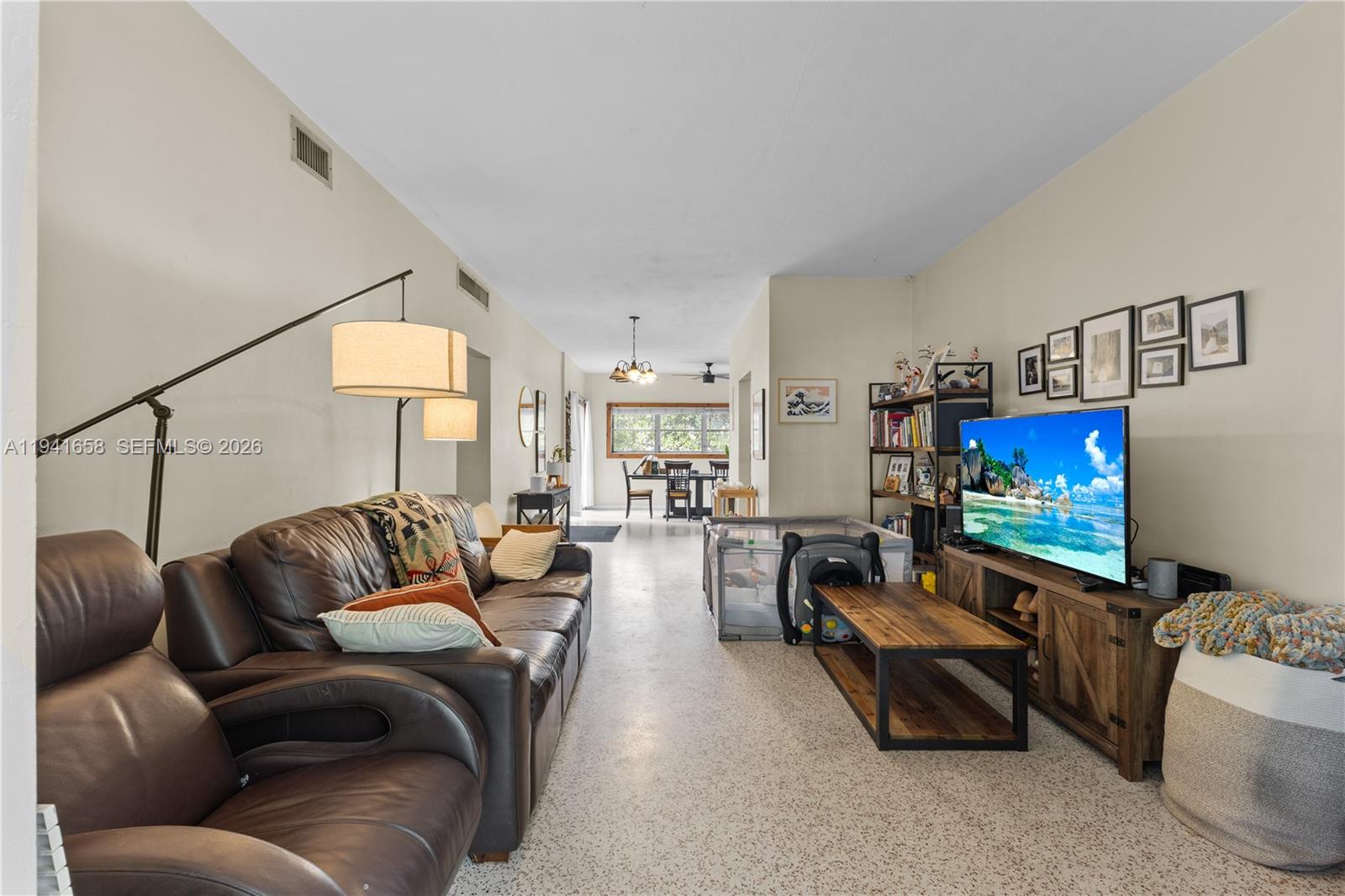 325 Bird Rd Coral Gables, FL 33146