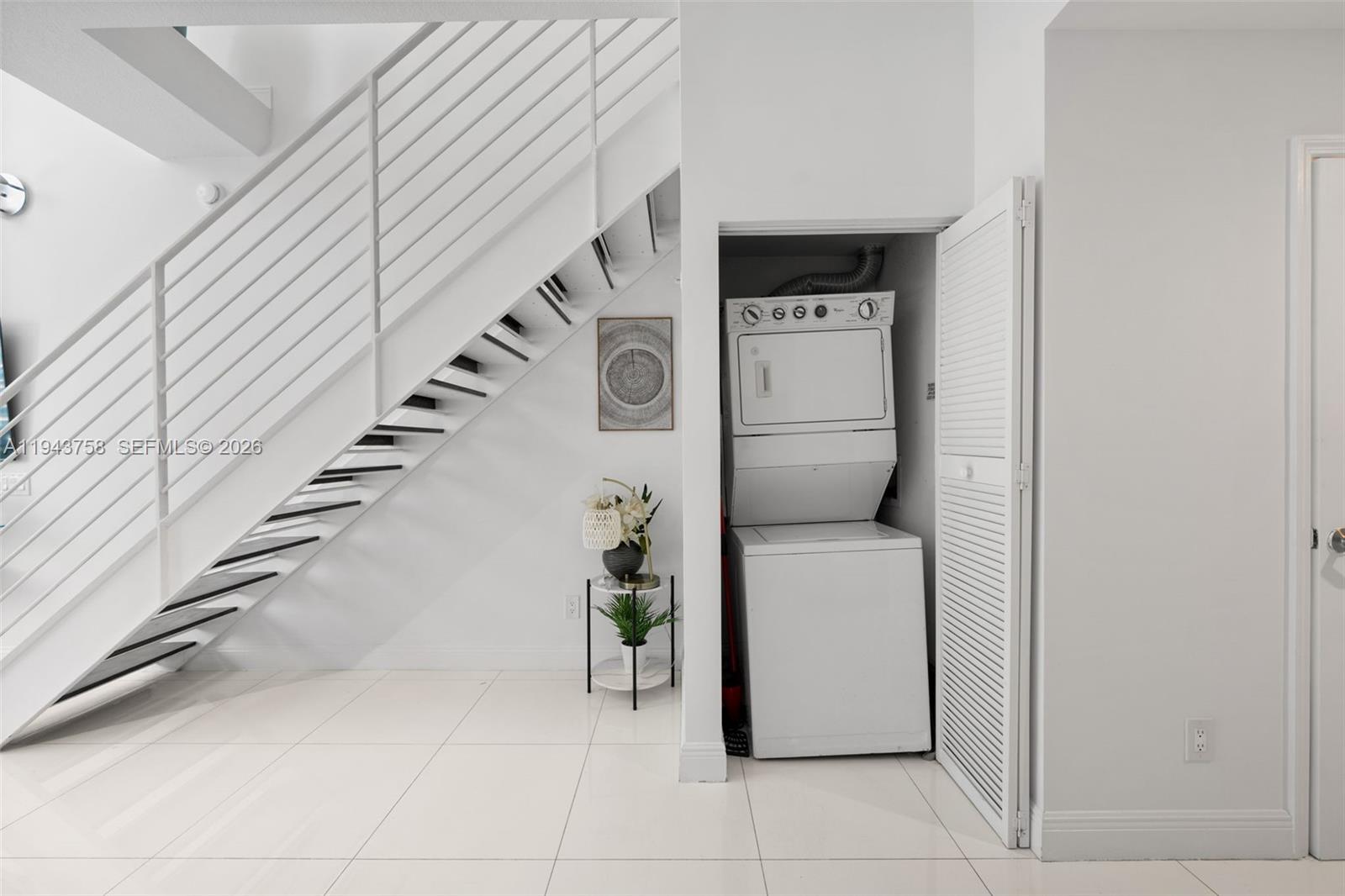 image Infinity at Brickell13