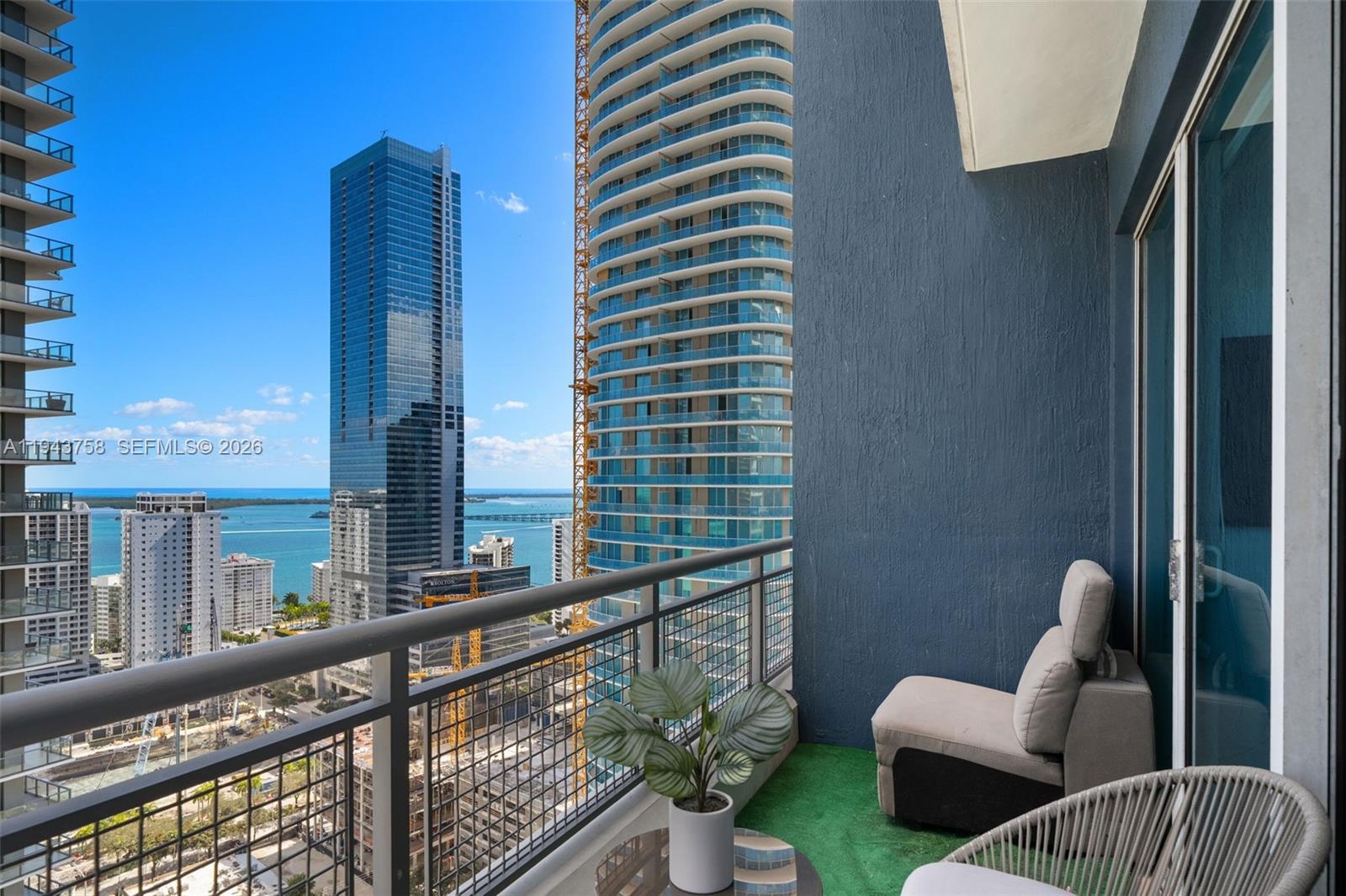 image Infinity at Brickell17