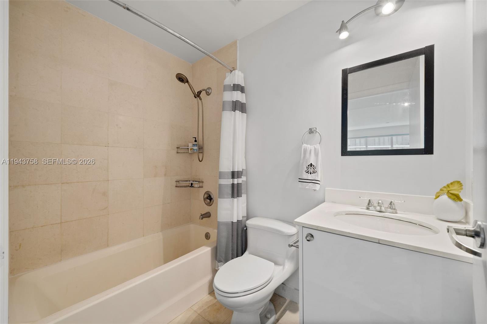 image Infinity at Brickell24