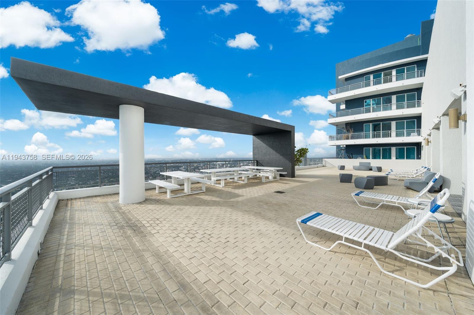 image Infinity at Brickell29