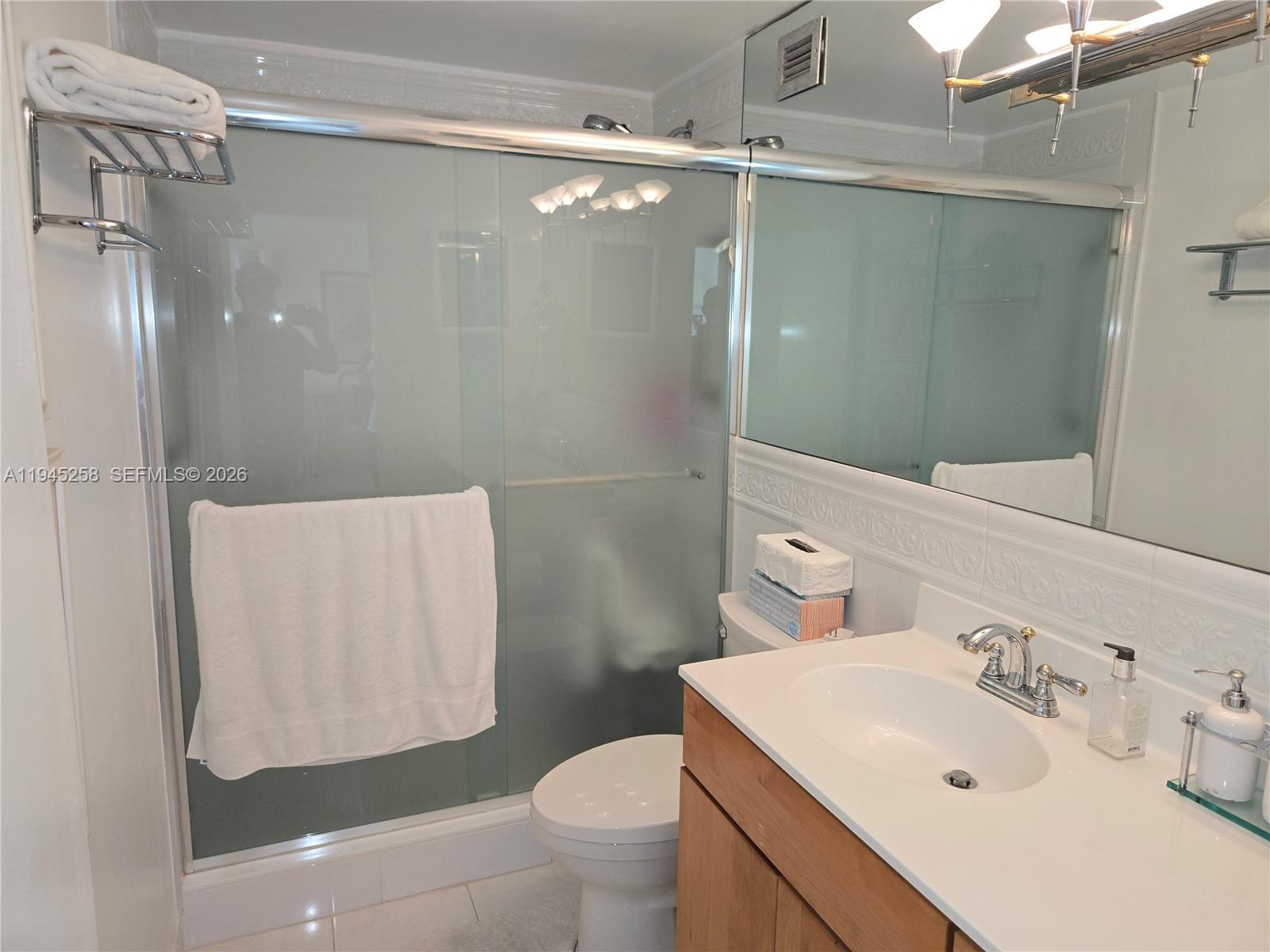 400 Kings Pt Dr #1202 Sunny Isles Beach, FL 33160