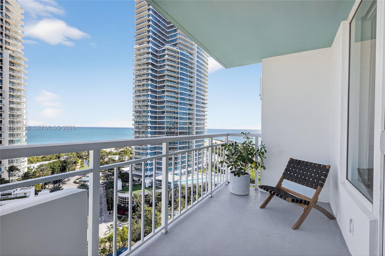 400 S Pointe Dr #1608 Miami Beach, FL 33139