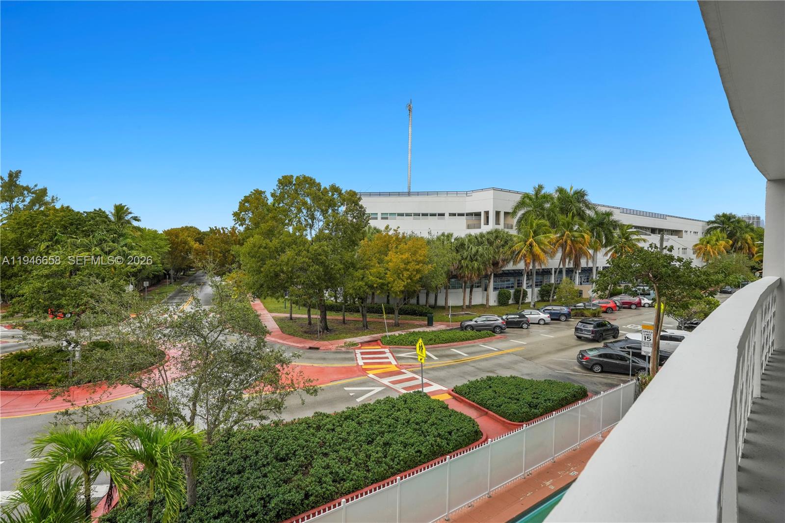 4141 Nautilus Dr #3F Miami Beach, FL 33140