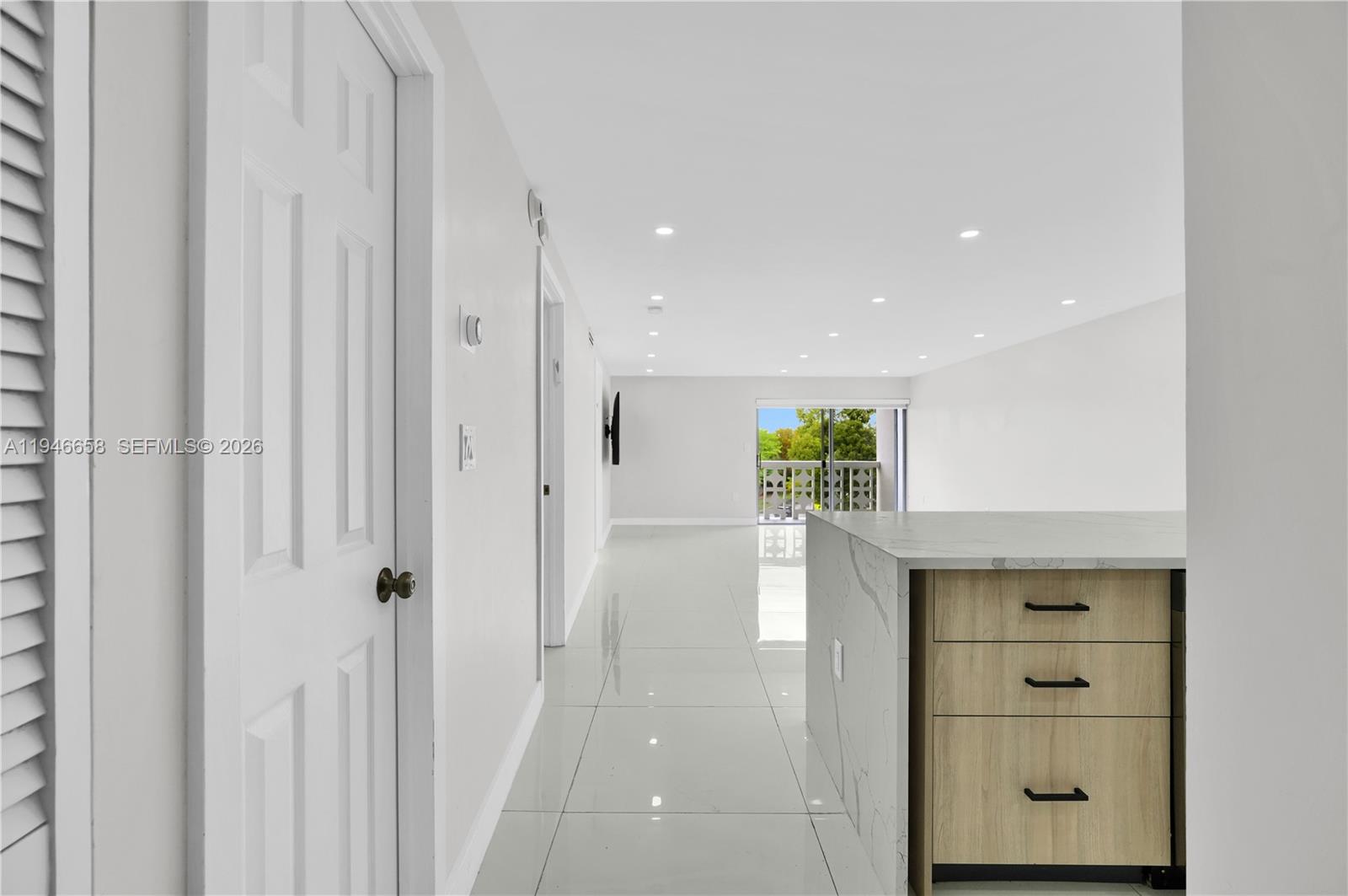 4141 Nautilus Dr #3F Miami Beach, FL 33140