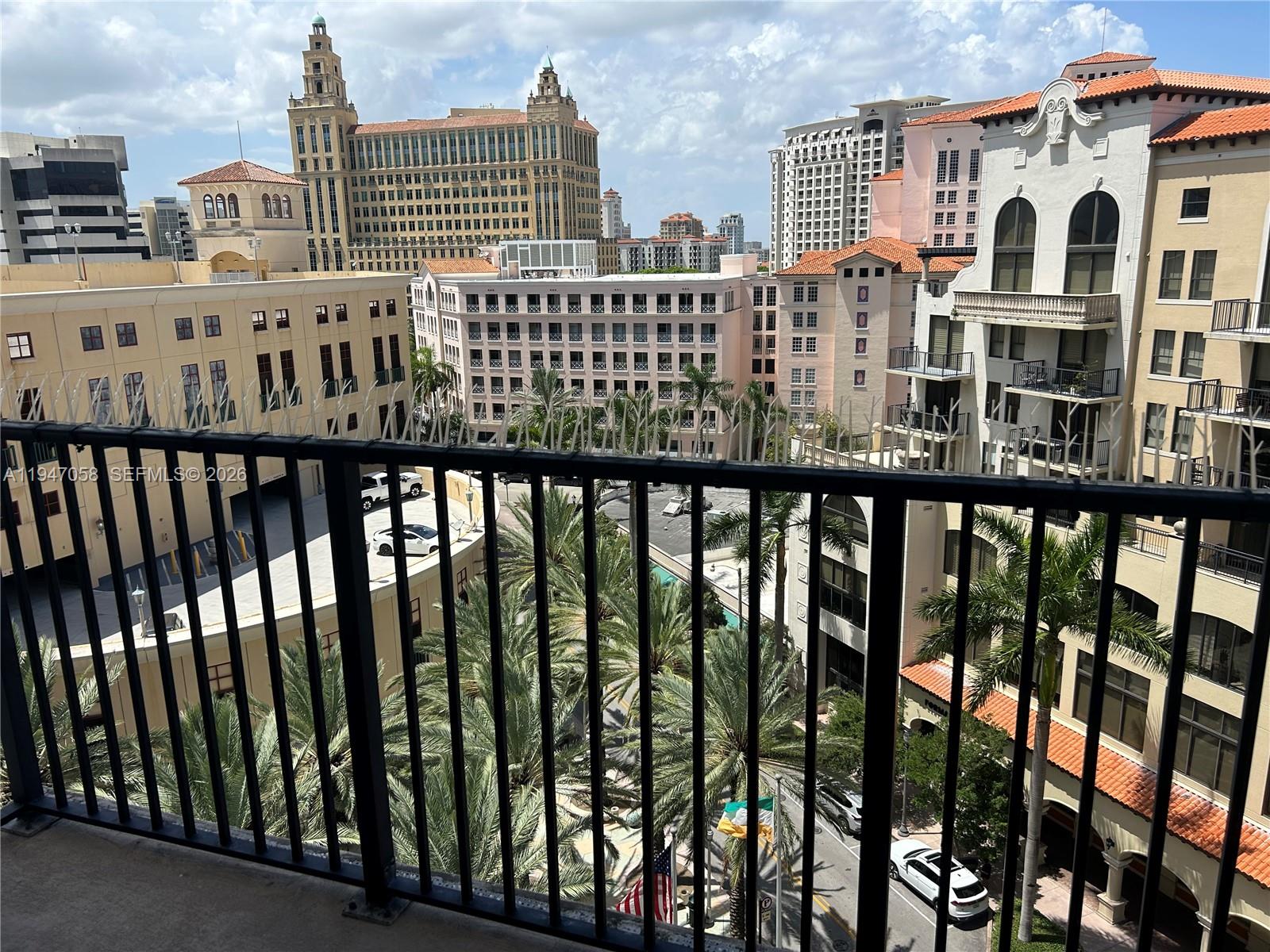 image Ten Aragon Condo19