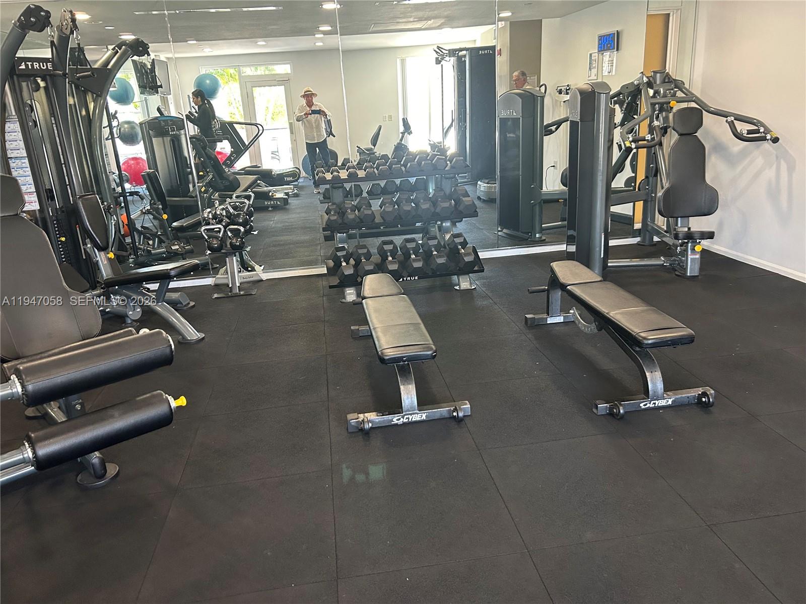 image Ten Aragon Condo24