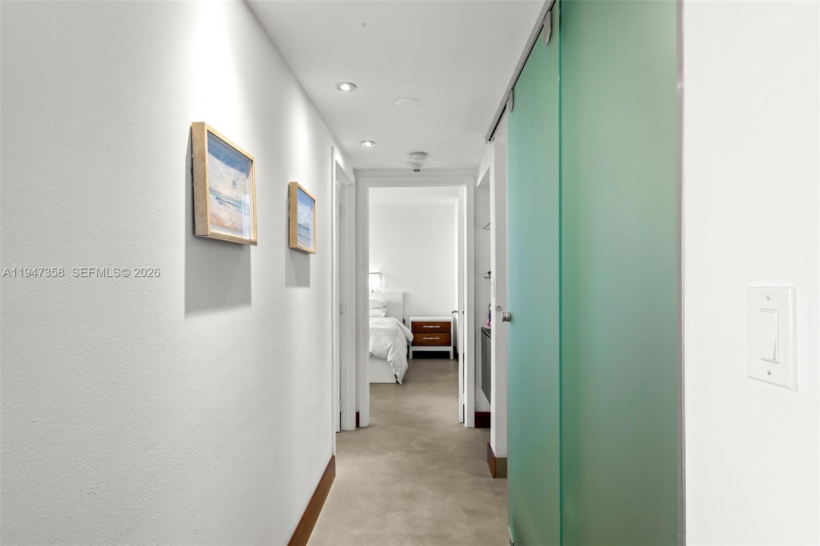 2500 Parkview Dr #2319 Hallandale Beach, FL 33009