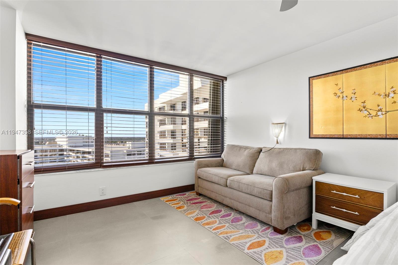 2500 Parkview Dr #2319 Hallandale Beach, FL 33009