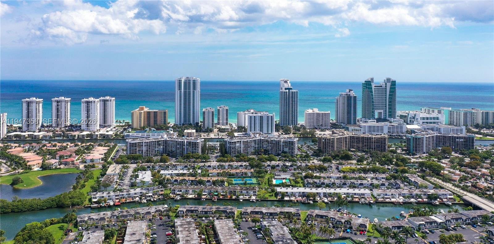 2500 Parkview Dr #2319 Hallandale Beach, FL 33009