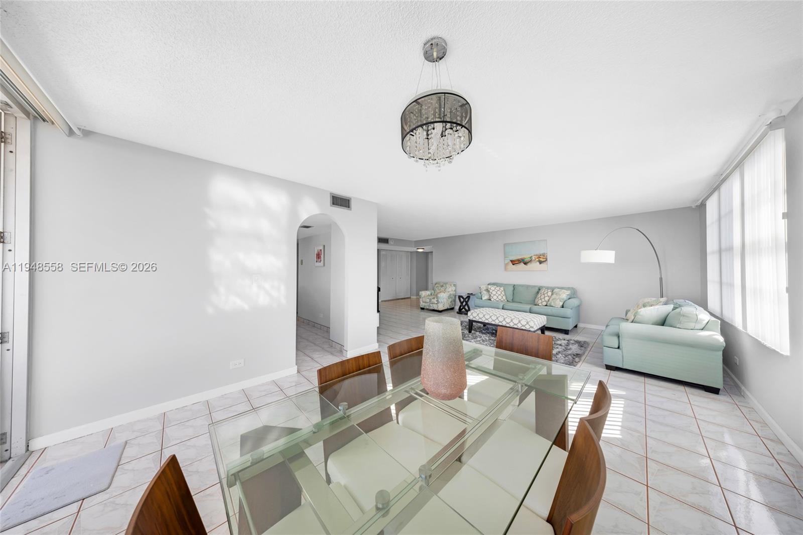 image Winston Towers 30010