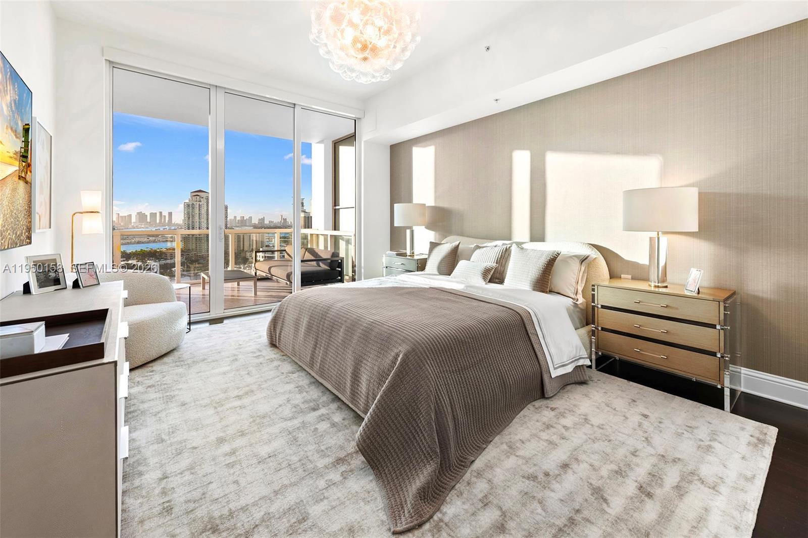 image Continuum On South Beach16