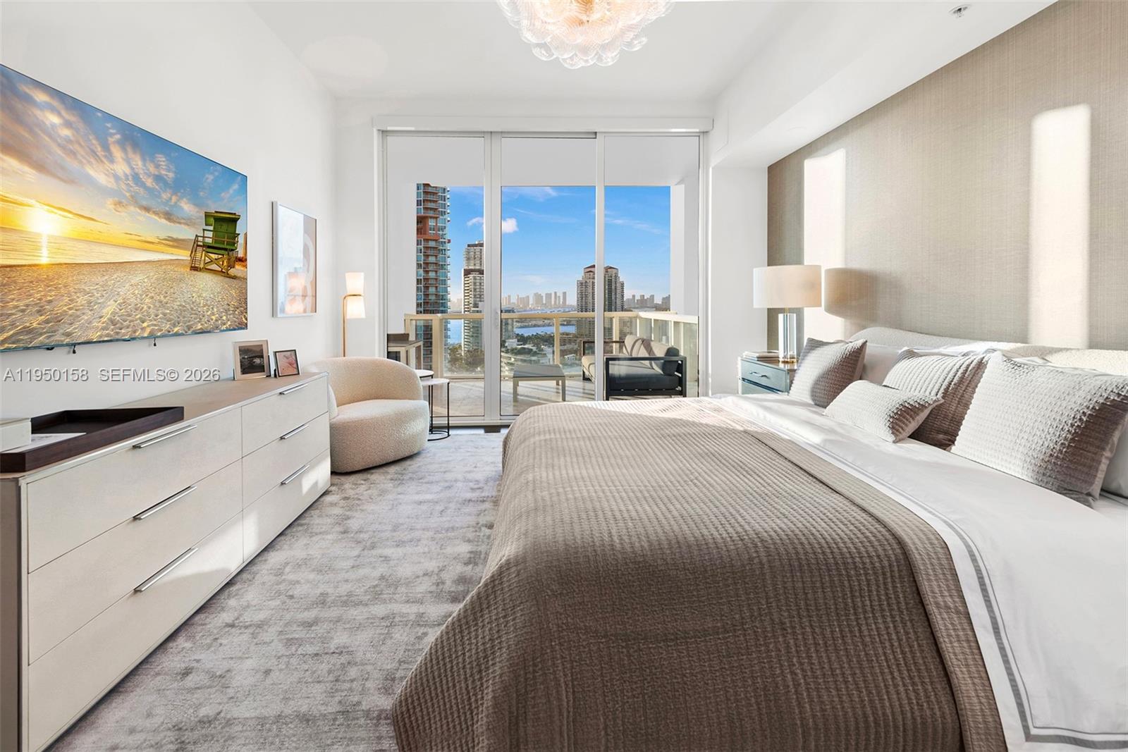 image Continuum On South Beach19