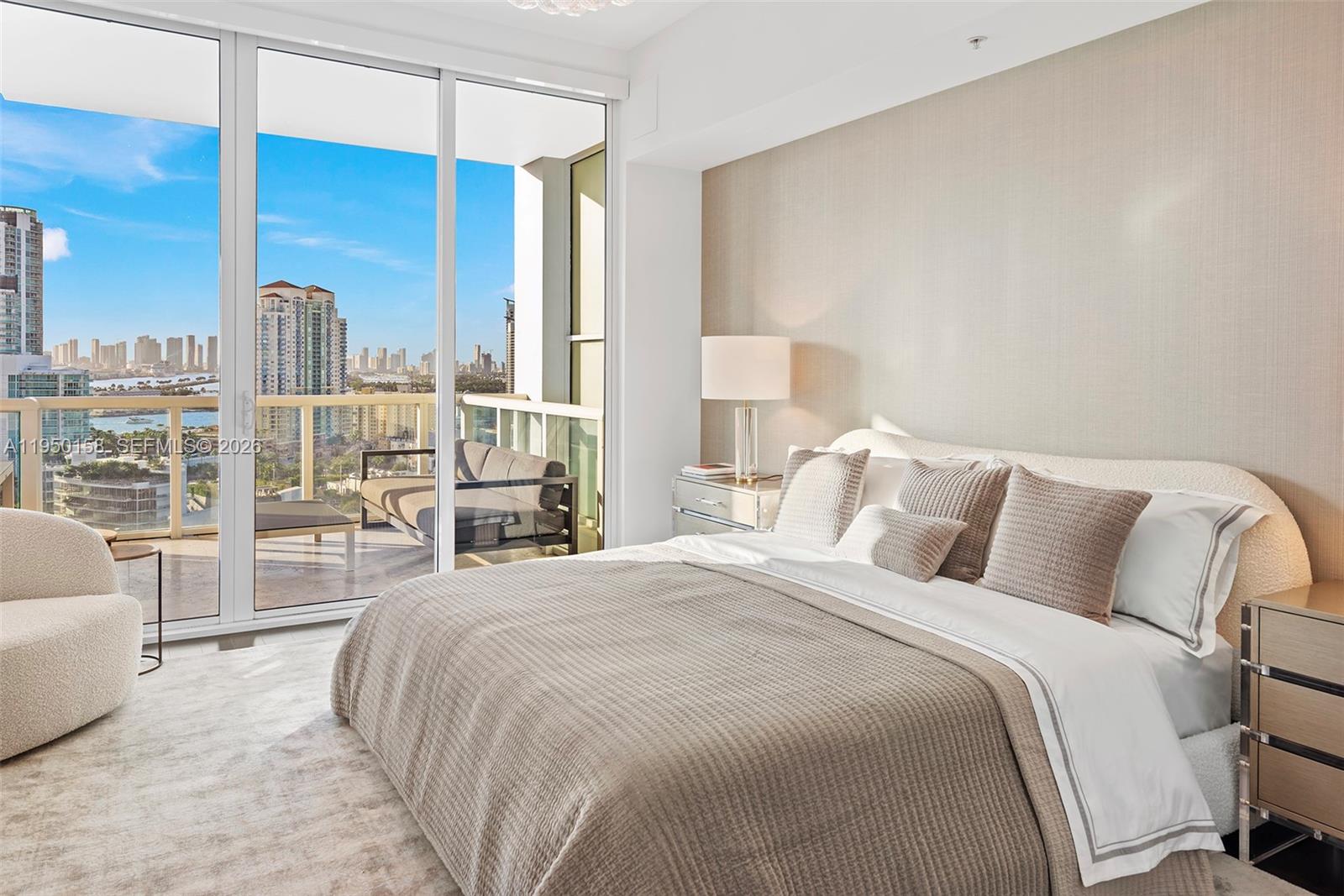 image Continuum On South Beach26