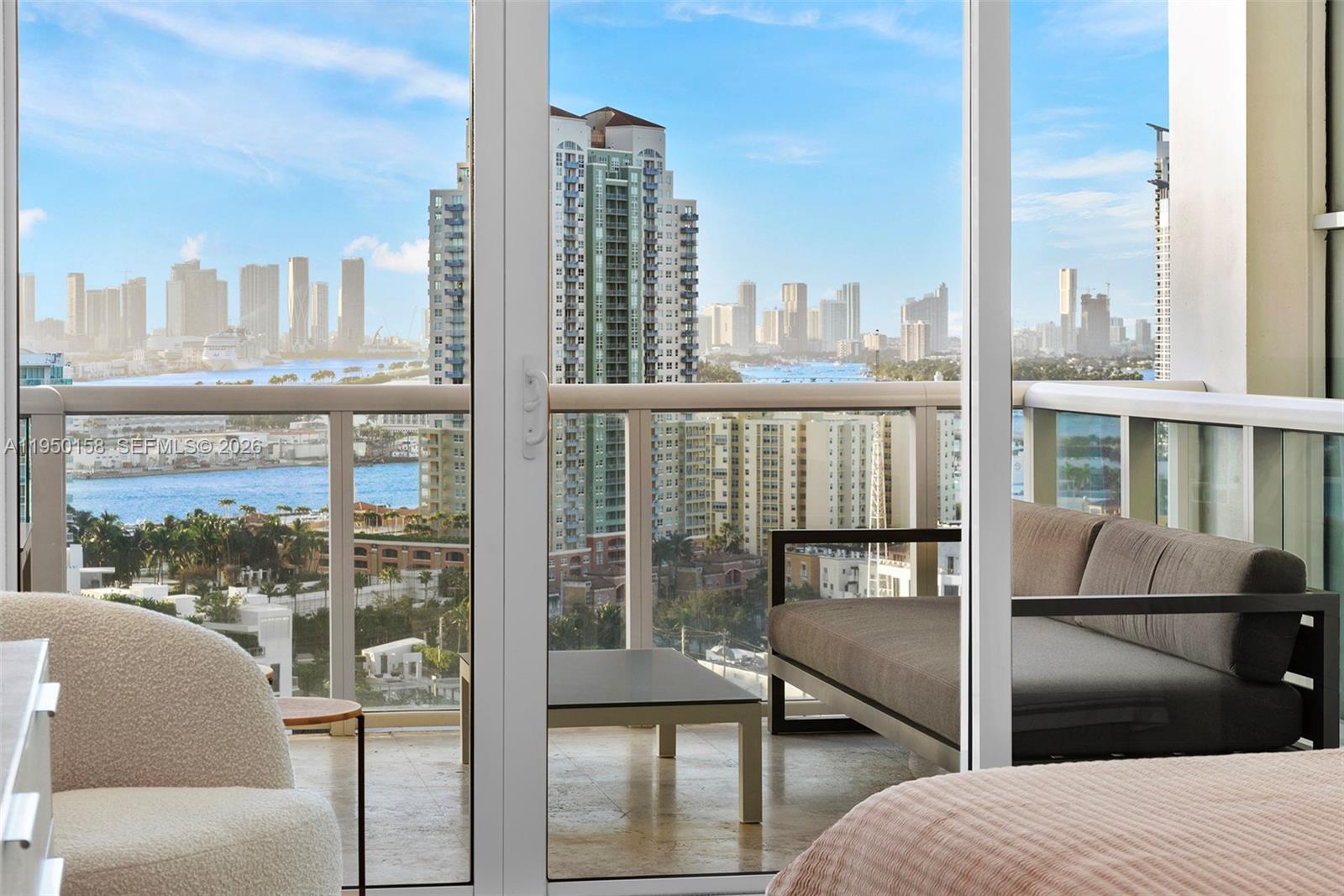 image Continuum On South Beach27