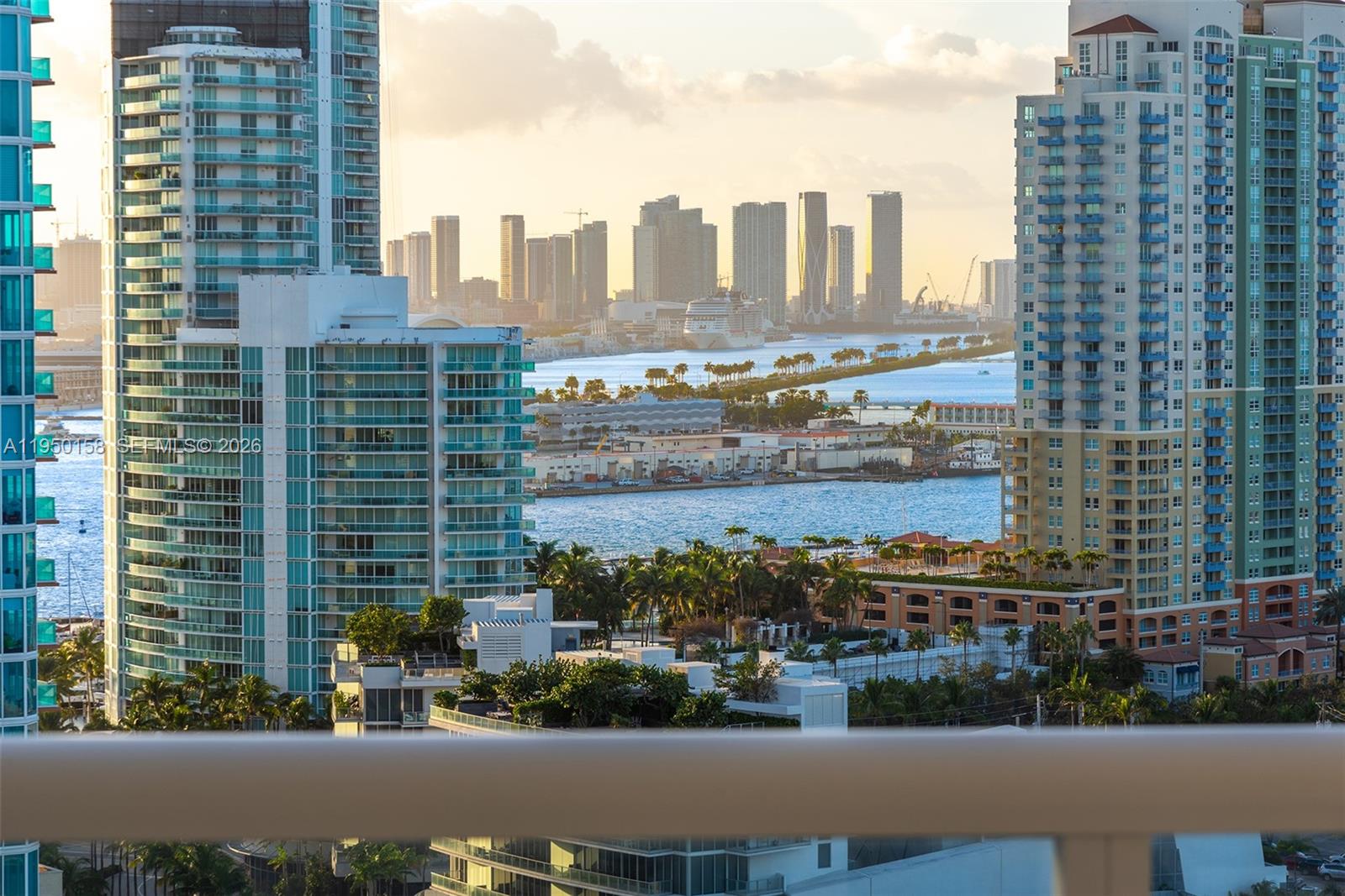 image Continuum On South Beach56