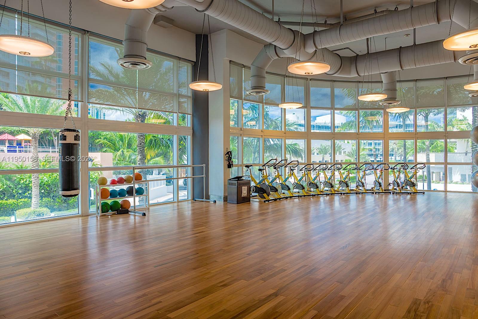 image Continuum On South Beach71