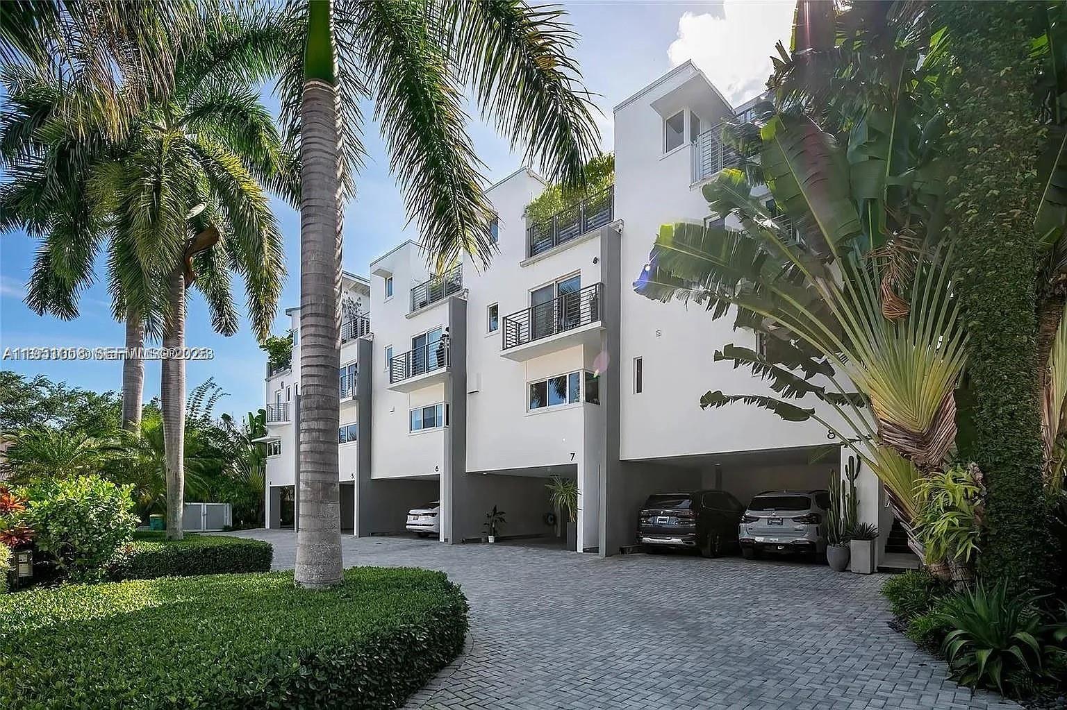 1024 Lenox Ave #8 Miami Beach, FL 33139