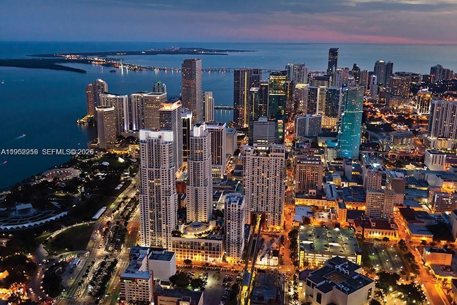 244 Biscayne Blvd #4407 Miami, FL 33132