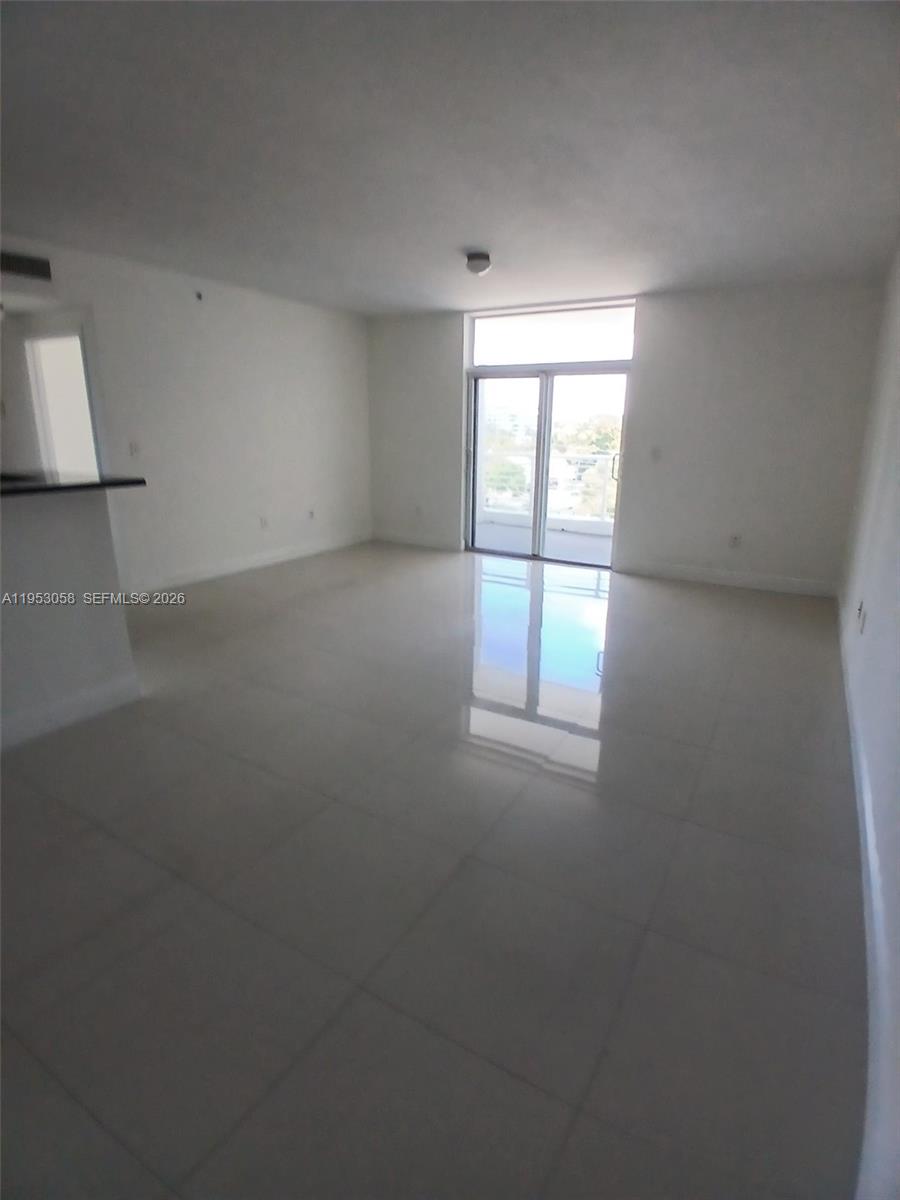 425 NE 30th St #Apt 202 Miami, FL 33137