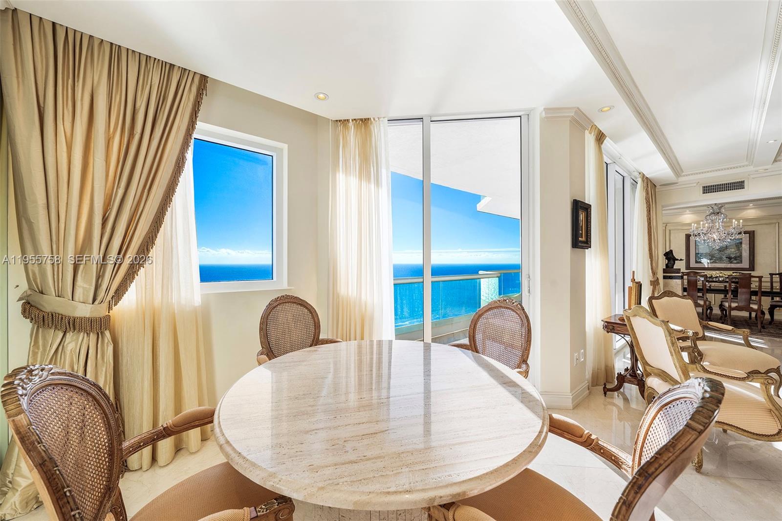 image Acqualina Residences11