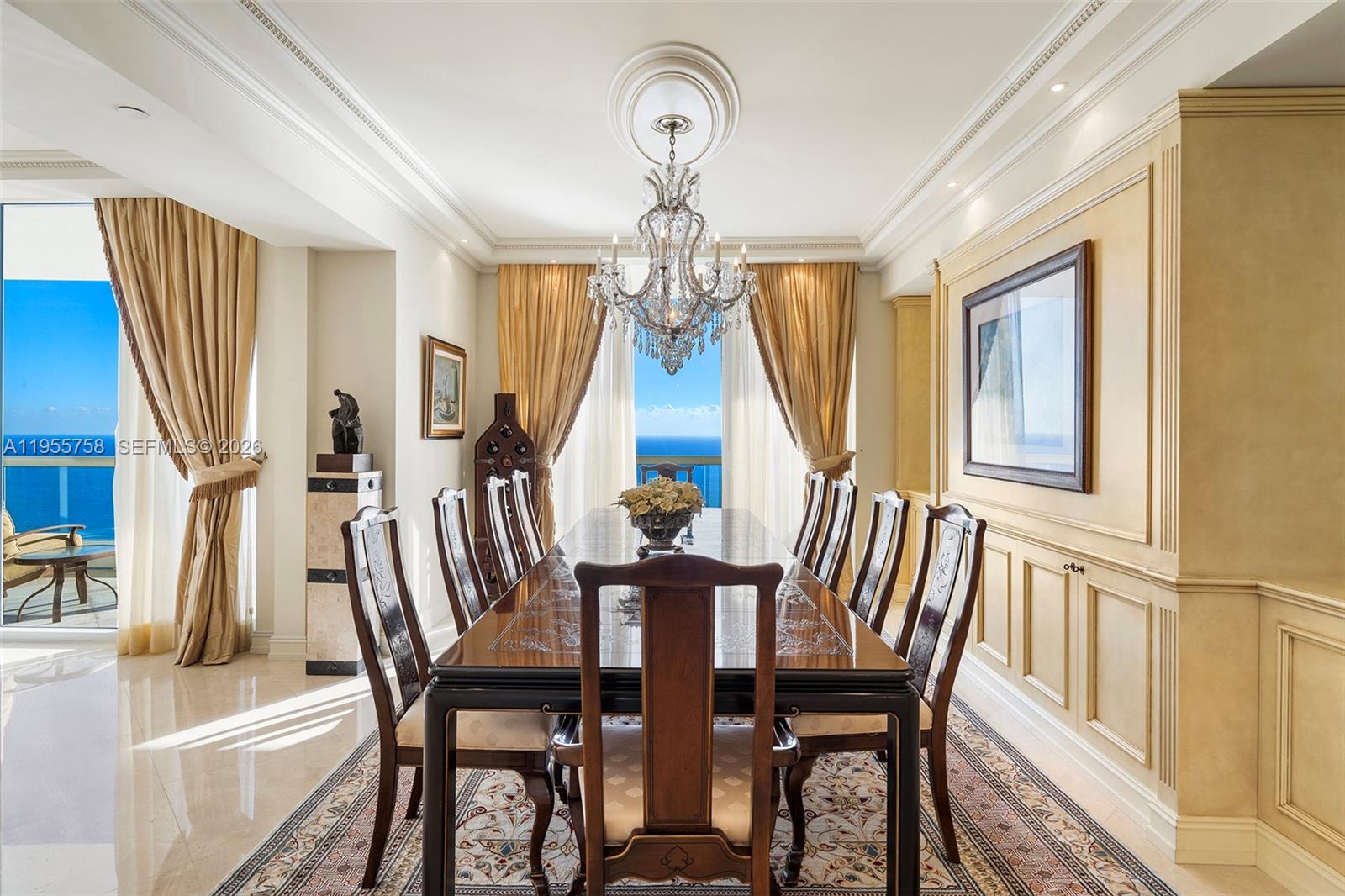 image Acqualina Residences14