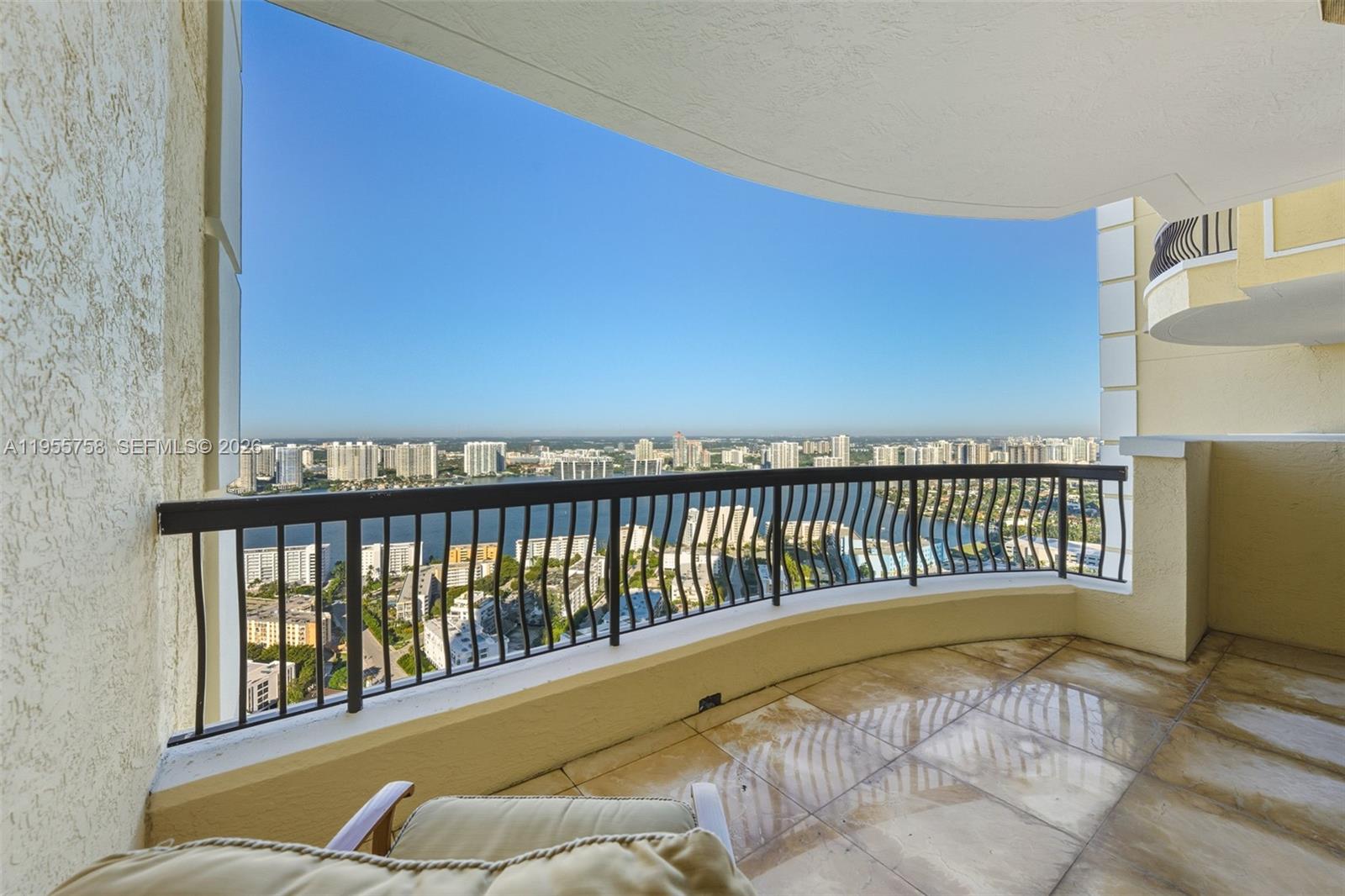 image Acqualina Residences35