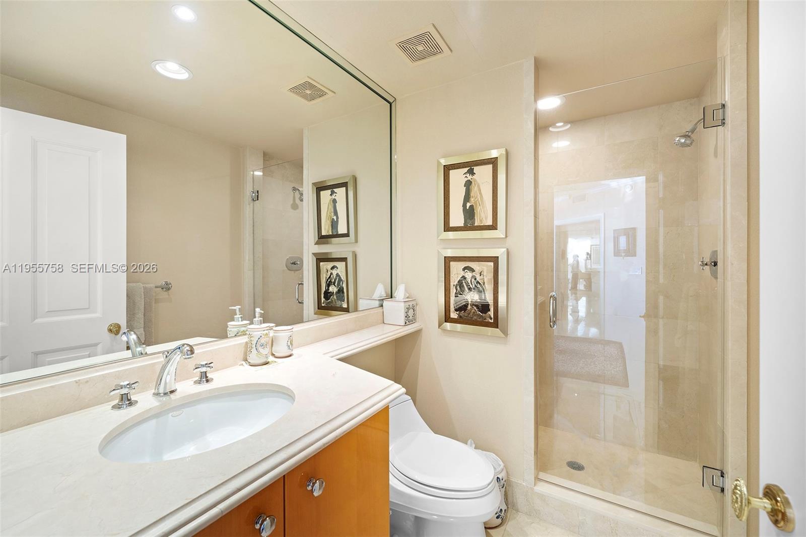 image Acqualina Residences46