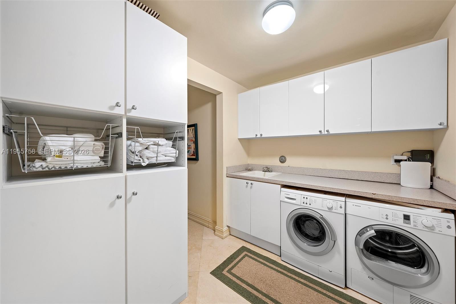 image Acqualina Residences47