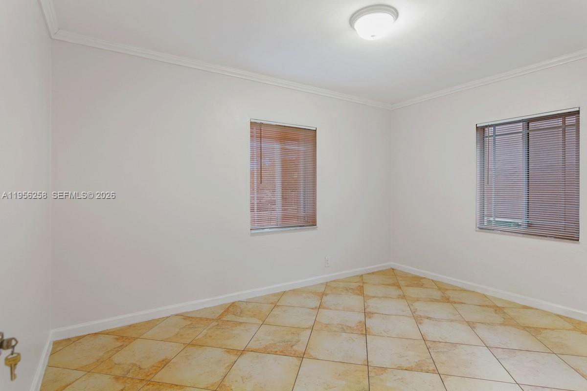 830 NW 74th St Miami, FL 33150