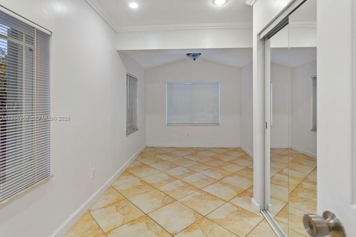 830 NW 74th St Miami, FL 33150