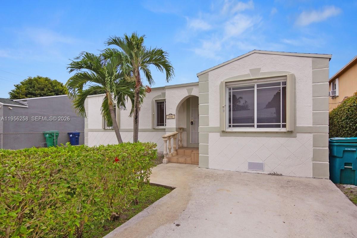 830 NW 74th St Miami, FL 33150